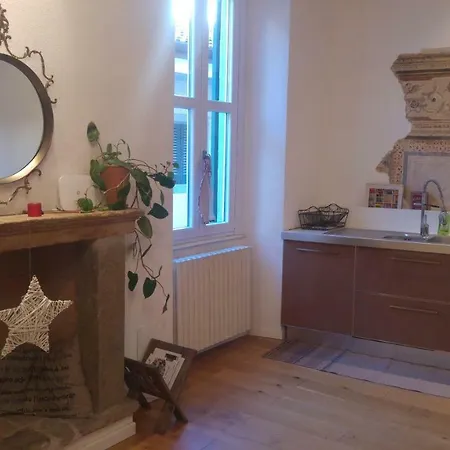 Accademia Deluxe