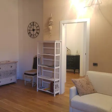 Accademia Deluxe Lägenhet