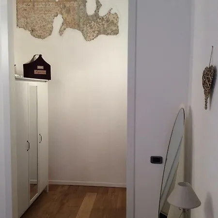 Accademia Deluxe *